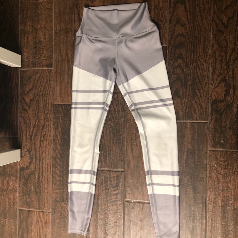 Alo Leggings